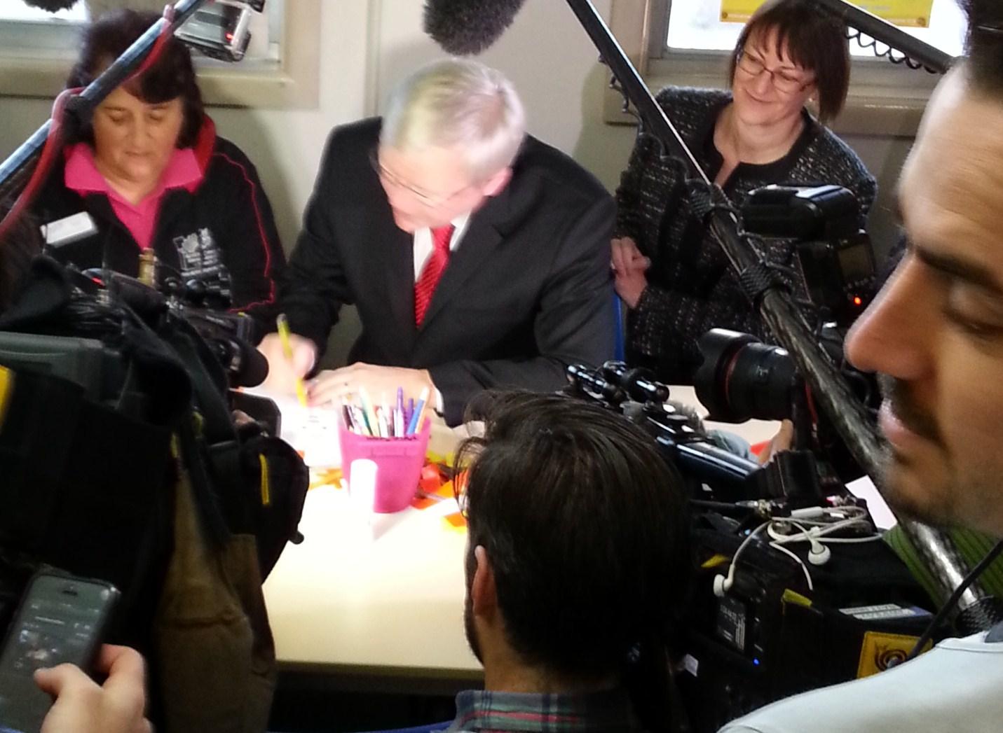 20130807_073902(0) Activity Centres Inc